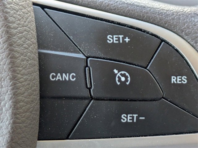 Used 2018 Chrysler Pacifica Touring Plus w/ Tire & Wheel Group image 27