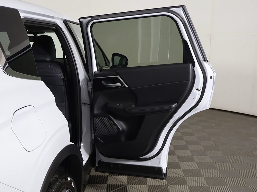 New 2026 Mitsubishi Outlander SE AWD/4WD image 25