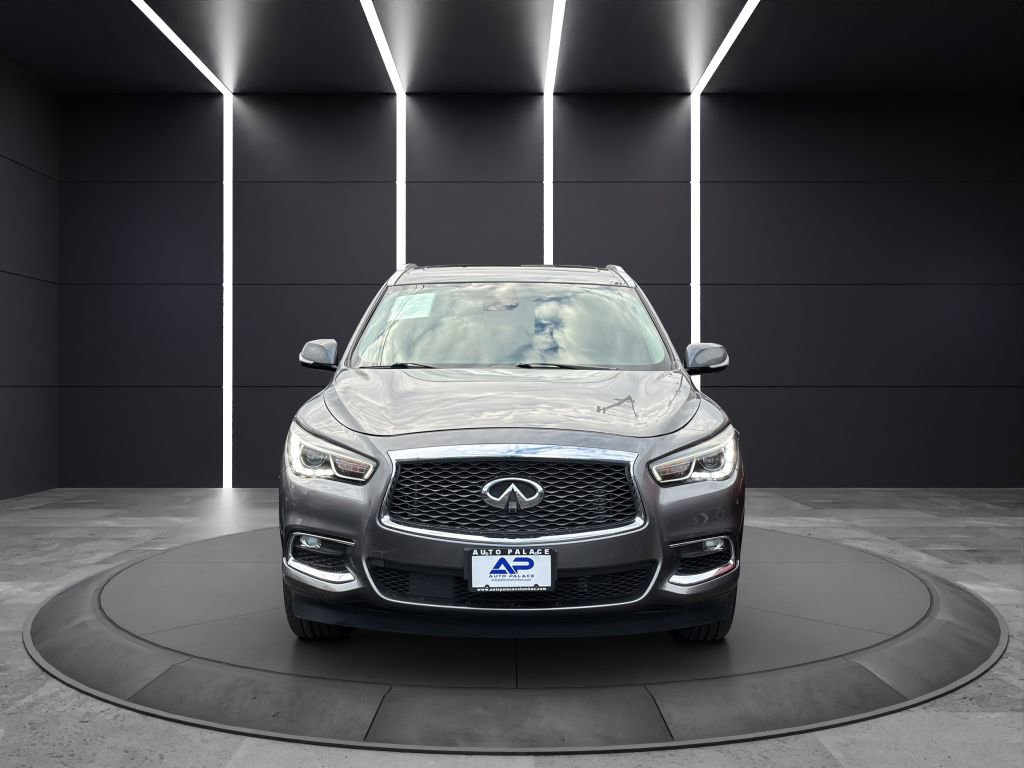 Used 2020 INFINITI QX60 Luxe w/ Essential Package image 2