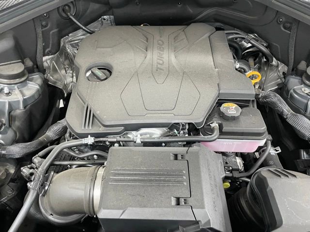 Used 2025 Genesis GV80 2.5T Standard image 11