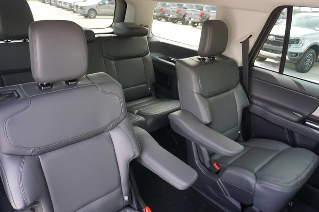 New 2027 Ford Expedition Active RWD image 26