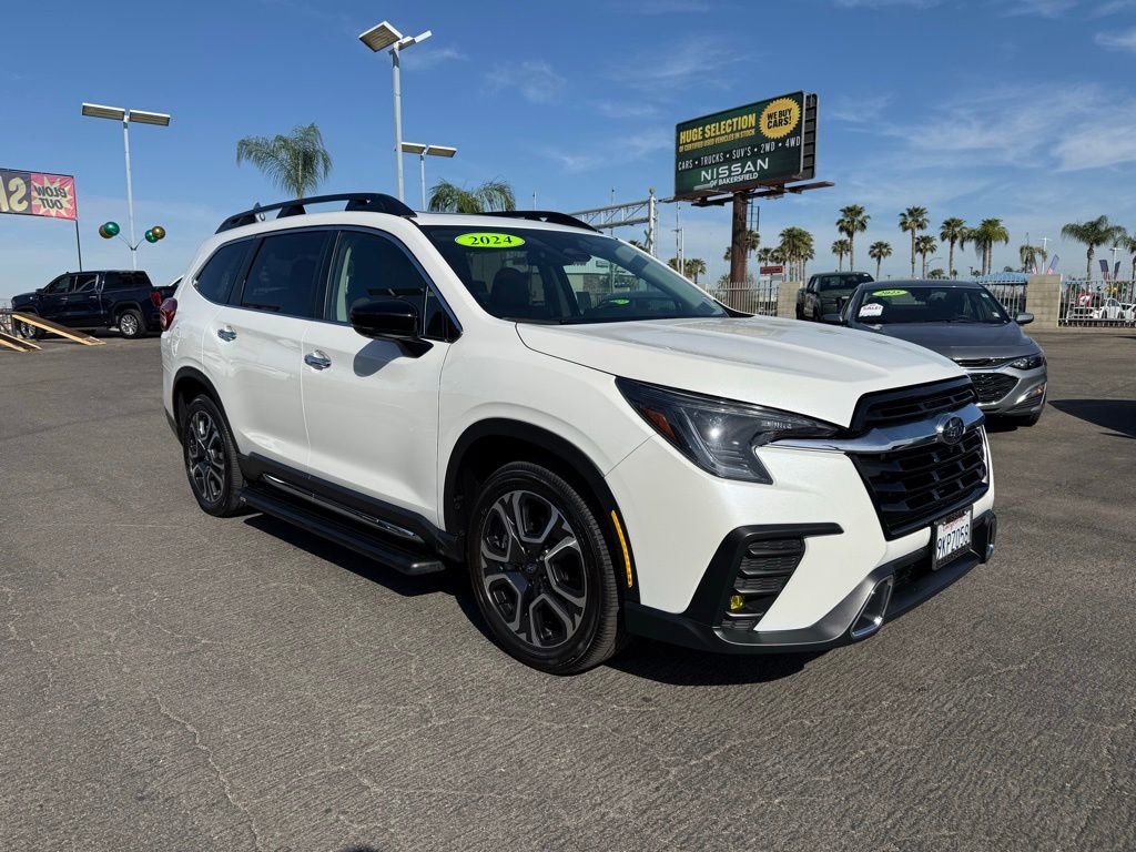 Used 2024 Subaru Ascent Touring image 1