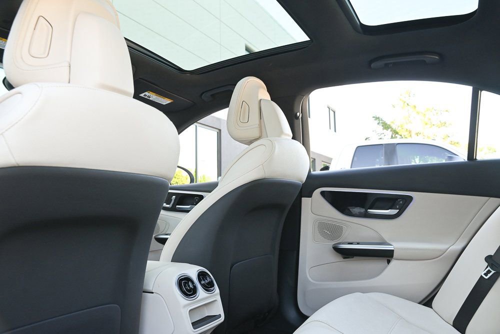 Used 2025 Mercedes-Benz C 300 Sedan image 16
