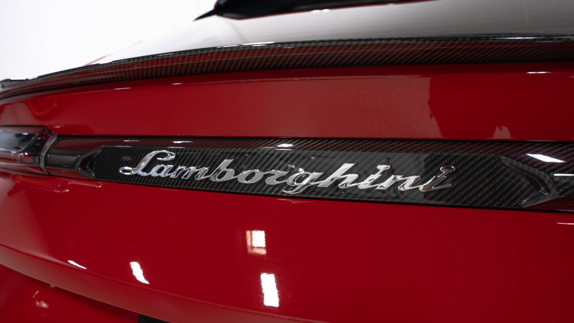 Used 2021 Lamborghini Urus AWD/4WD image 28