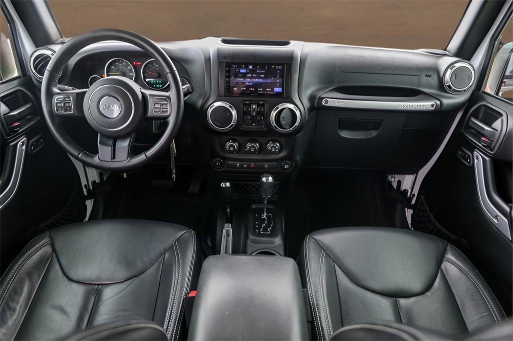 Used 2016 Jeep Wrangler Unlimited Sahara w/ Connectivity Group image 22