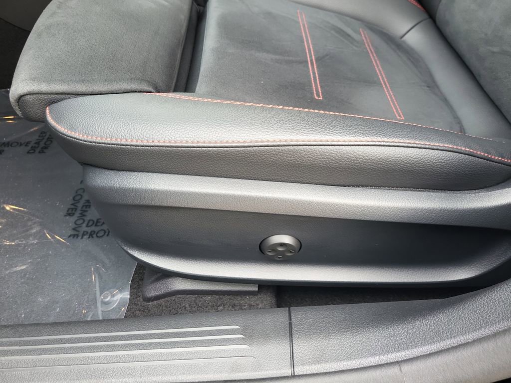 Used 2022 Mercedes-Benz A 220 4MATIC image 23