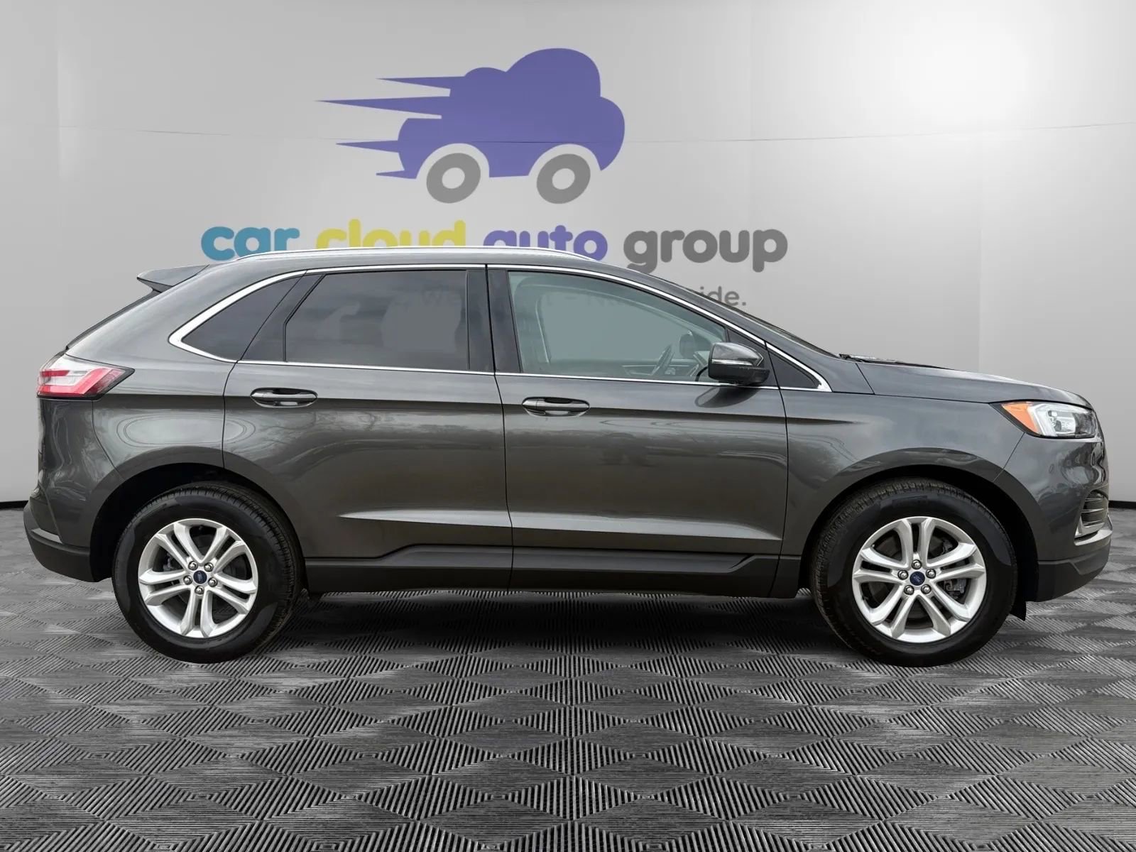 Used 2019 Ford Edge SEL w/ Equipment Group 201A image 6
