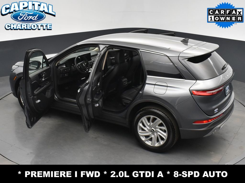 Used 2025 Lincoln Corsair FWD image 33