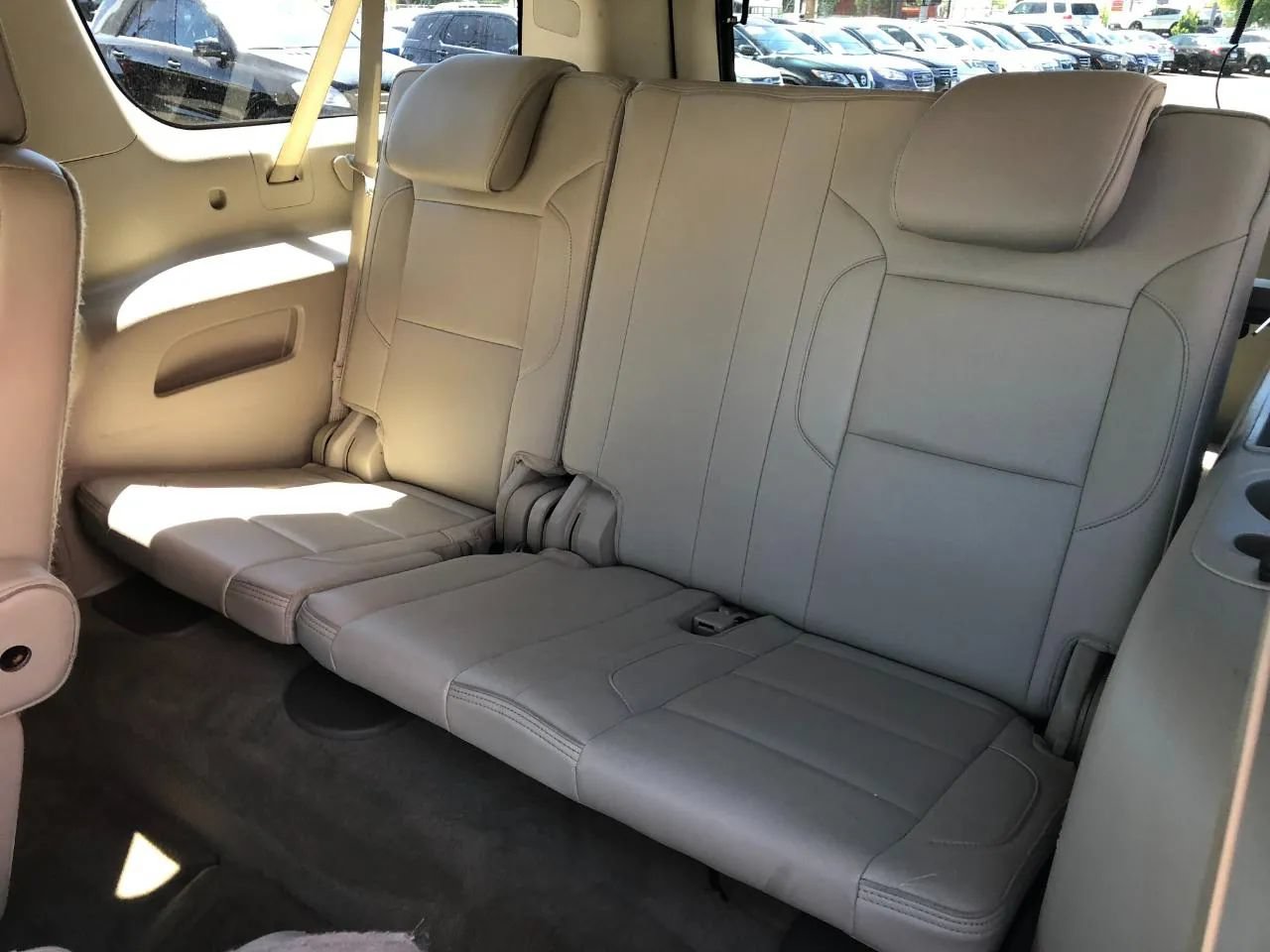 Used 2015 GMC Yukon XL Denali w/ Touring Package AWD/4WD image 40