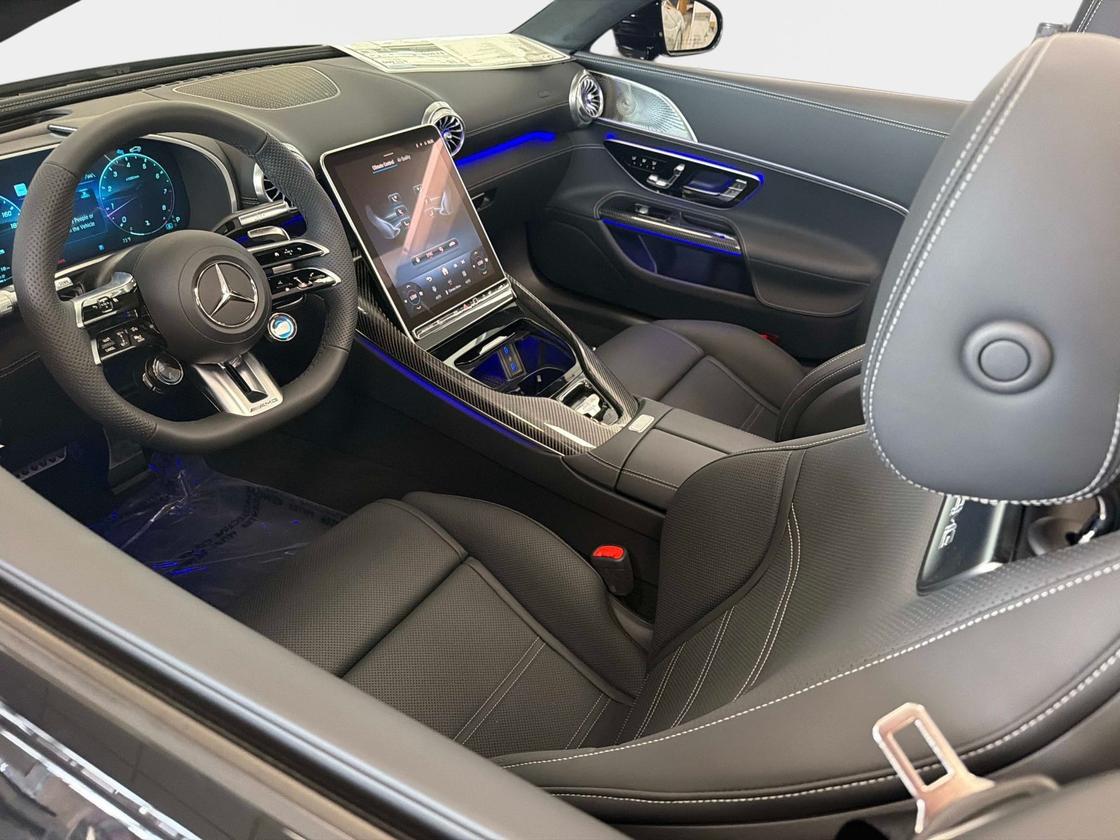 New 2026 Mercedes-Benz SL 63 AMG 4MATIC image 9