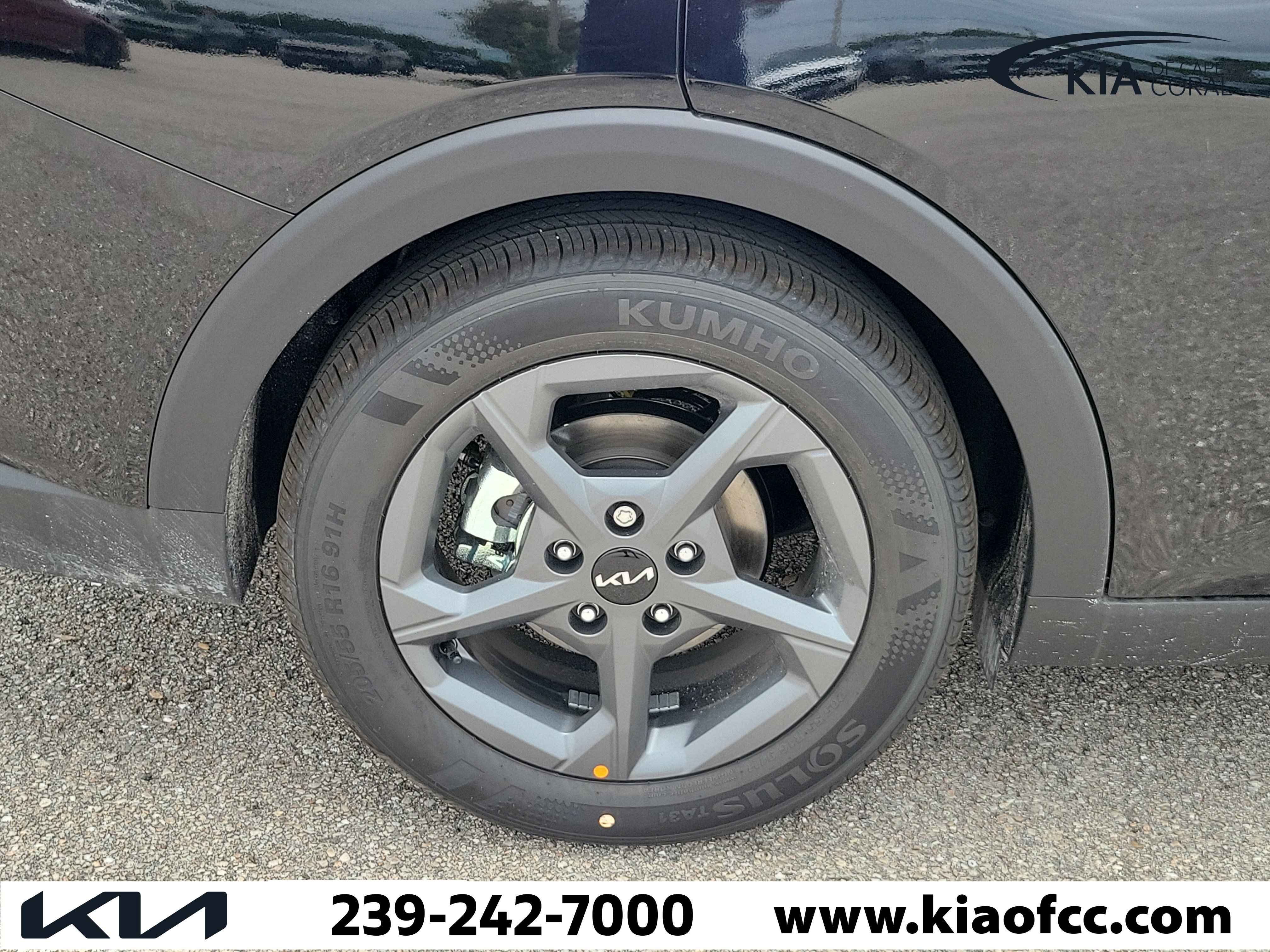New 2026 Kia K4 FWD image 9