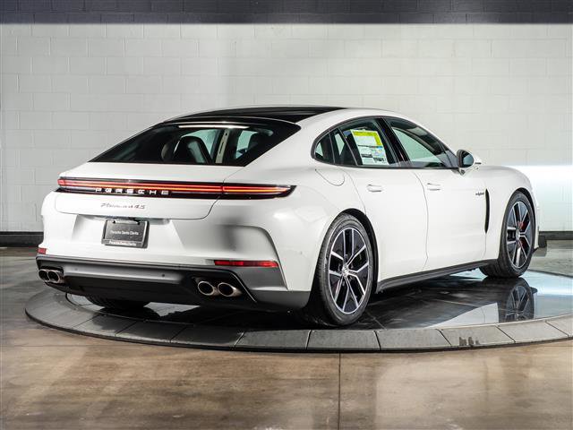 New 2026 Porsche Panamera 4S image 9