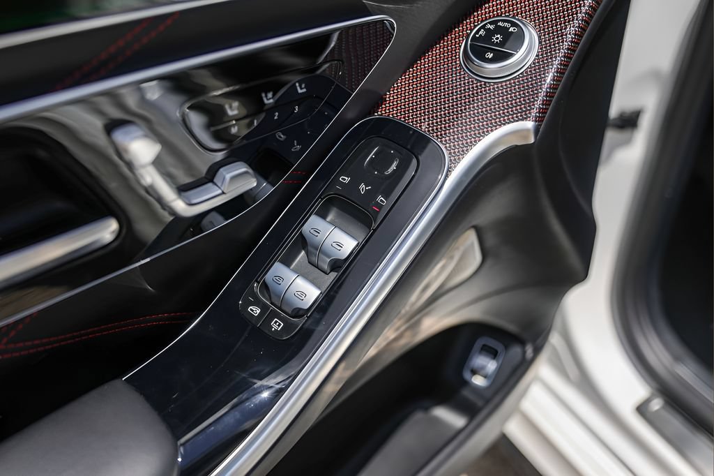 Used 2024 Mercedes-Benz S 63 AMG S image 21