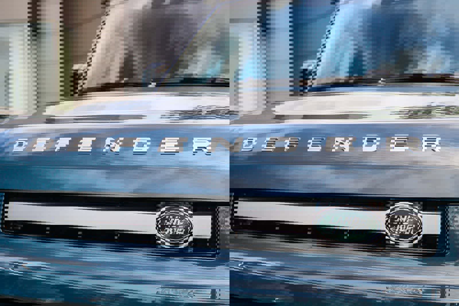 Used 2023 Land Rover Defender 110 S image 11