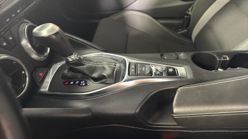 Certified 2020 Chevrolet Camaro LT RWD image 30