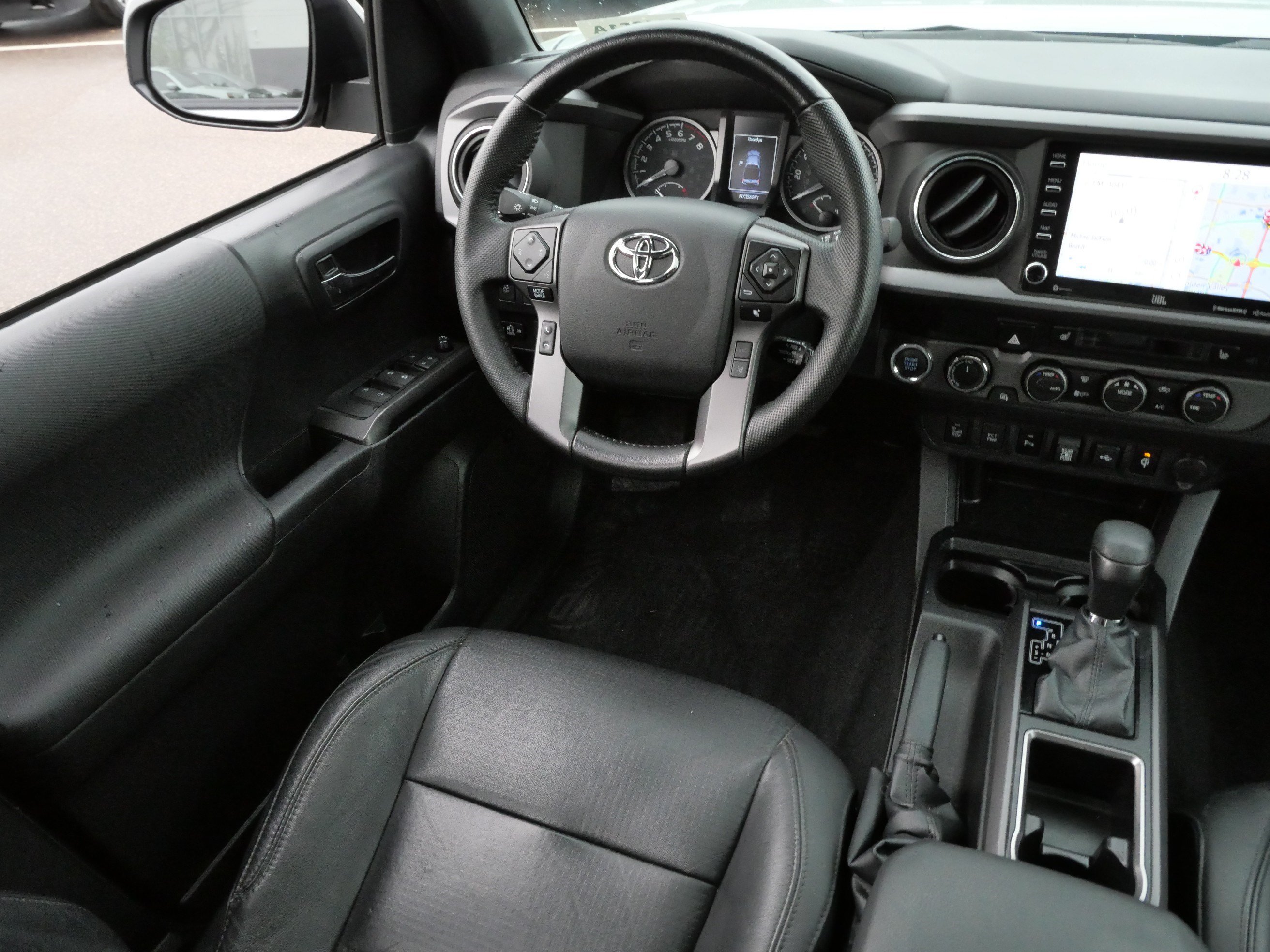 Certified 2022 Toyota Tacoma TRD Off-Road w/ TRD Premium Off Road Package AWD/4WD image 10