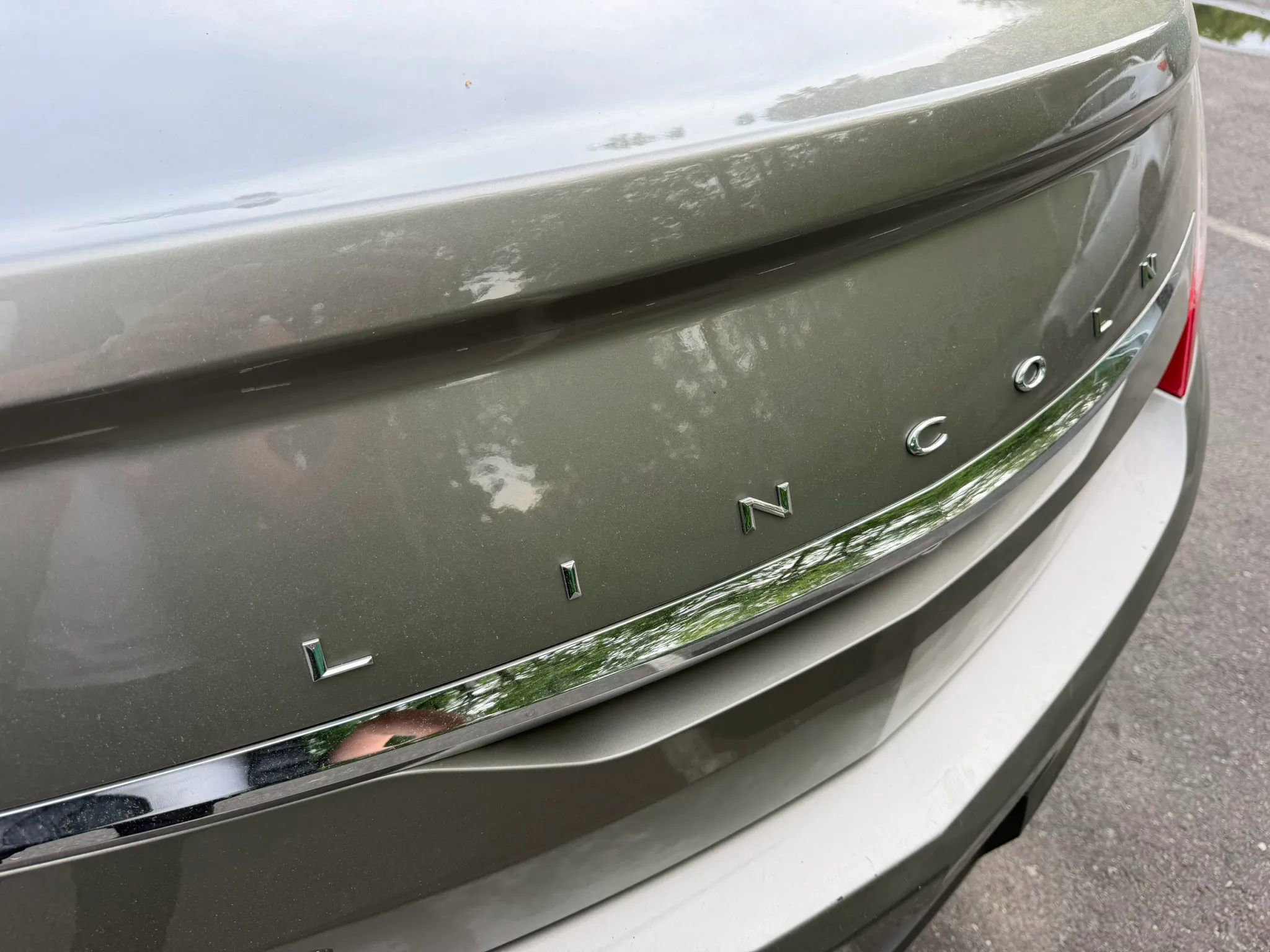 Used 2016 Lincoln MKS AWD w/ Equipment Group 101A image 13