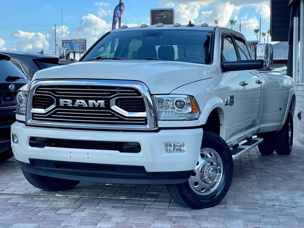 Used 2018 RAM 3500 Laramie Longhorn AWD/4WD image 1