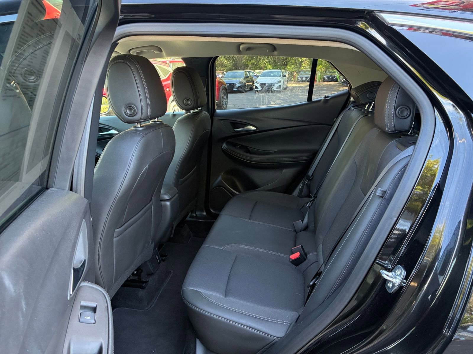 Used 2025 Buick Encore GX Preferred image 24