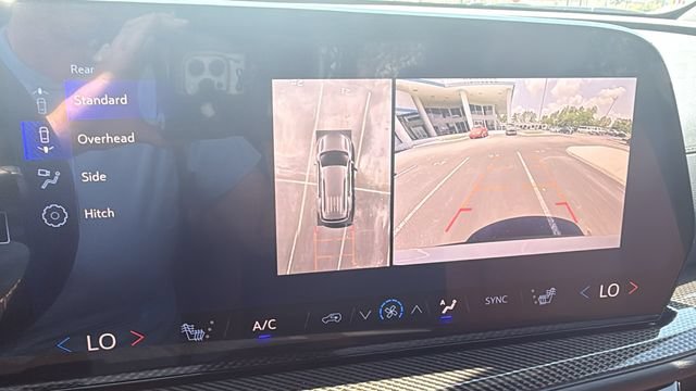 New 2027 Chevrolet Traverse Z71 w/ Driver Confidence Package AWD/4WD image 20