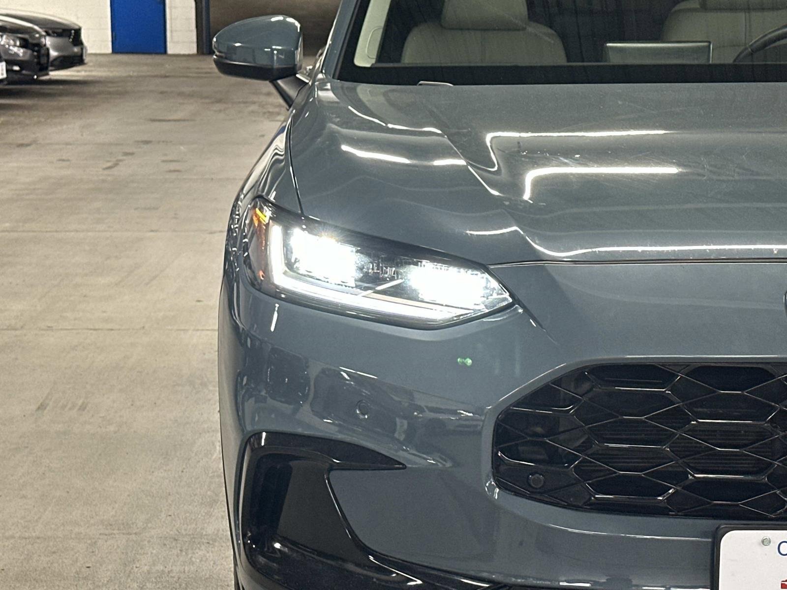 Used 2023 Honda HR-V EX-L image 7