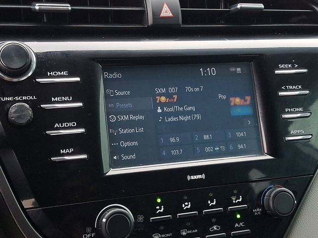 Used 2020 Toyota Camry LE FWD image 12