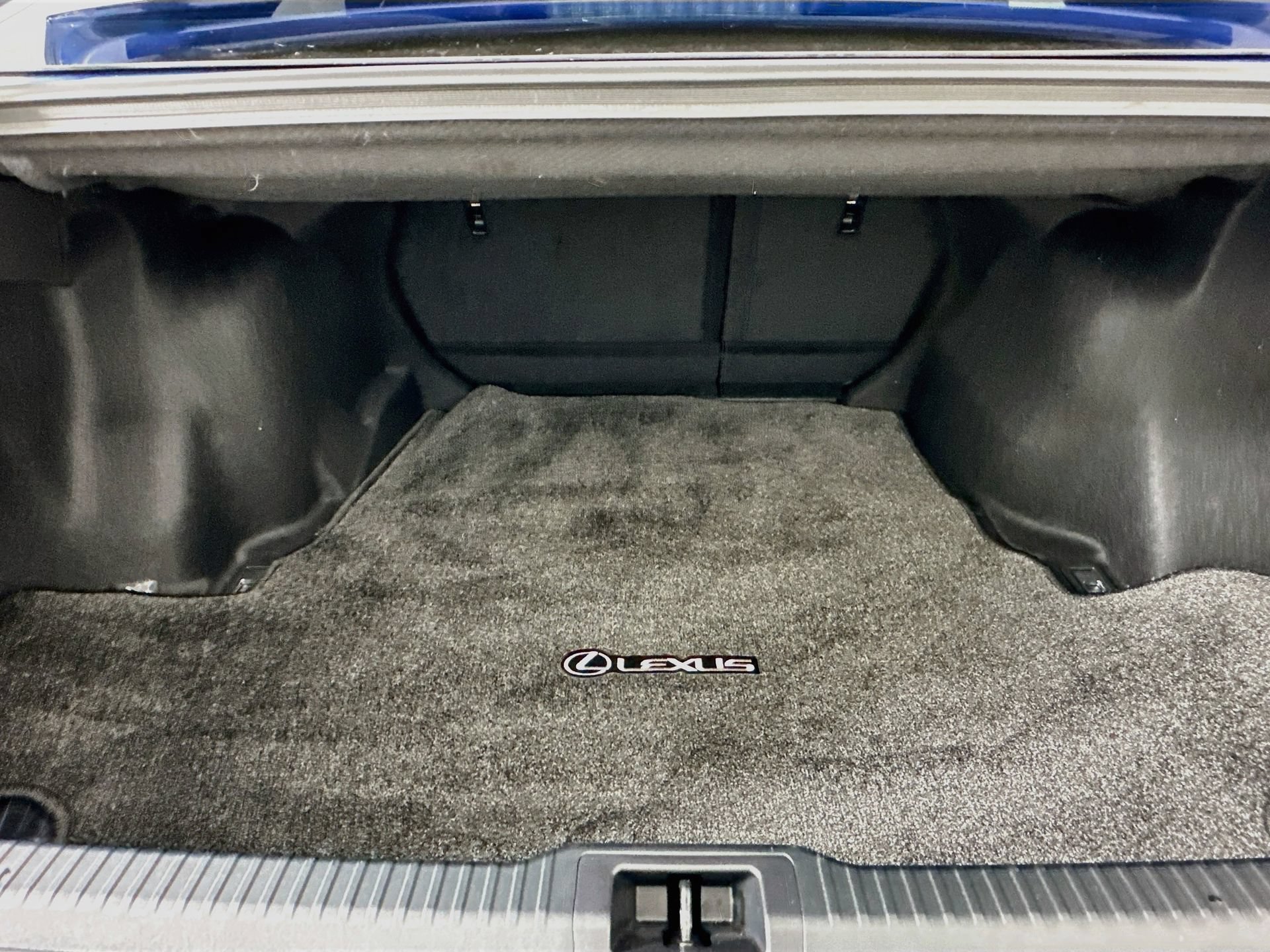 Used 2023 Lexus IS 300 w/ Premium Package RWD image 28