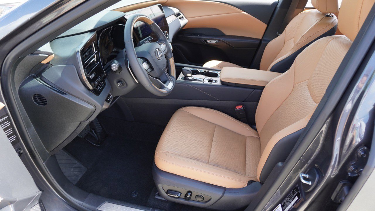 Certified 2025 Lexus RX 350 Premium Plus w/ Convenience Package image 13