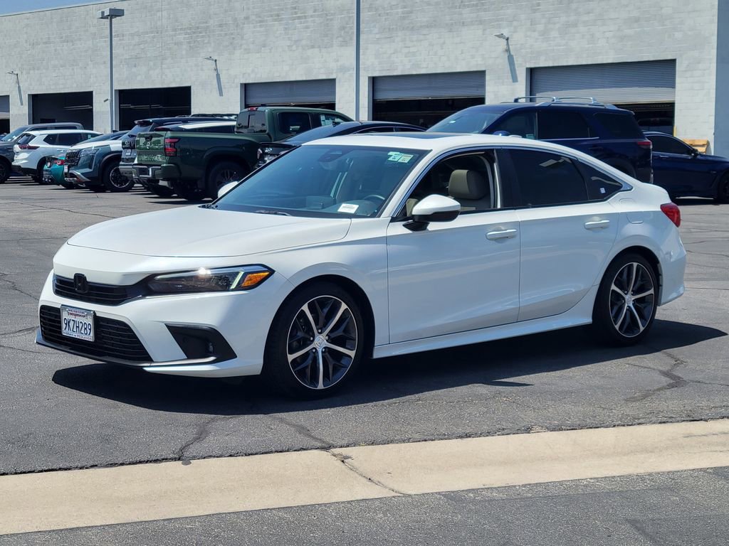 Used 2024 Honda Civic Touring image 2