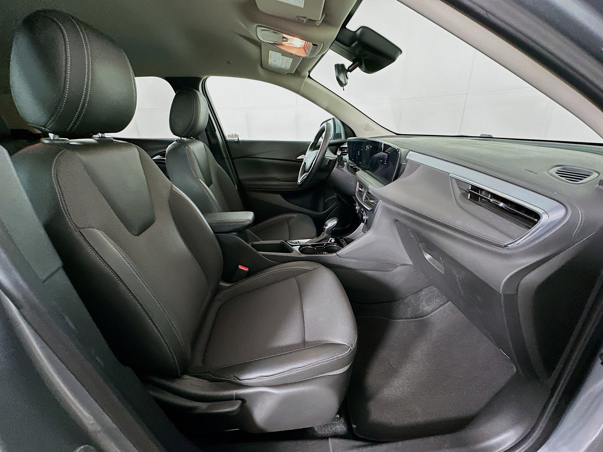 Used 2025 Buick Encore GX Preferred image 29