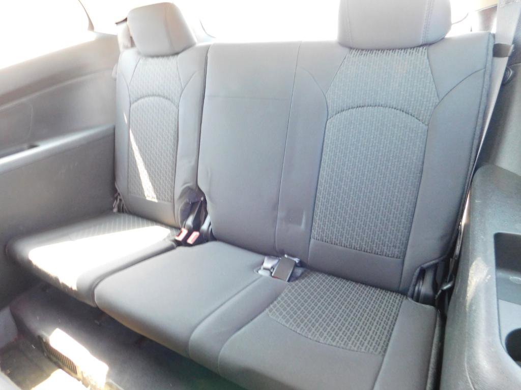 Used 2010 Chevrolet Traverse LT w/ Personal Connectivity Package FWD image 9