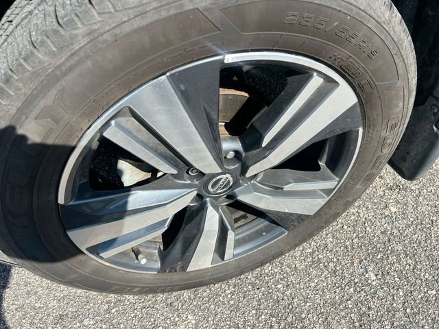 Used 2021 Nissan Rogue SL w/ Premium Package image 14