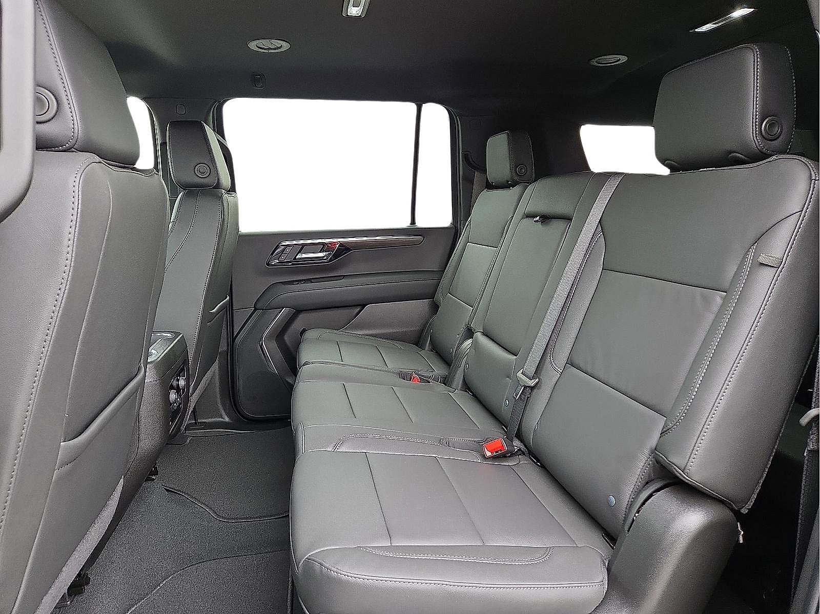 New 2026 Chevrolet Suburban LT w/ LPO, Dark Essentials Package image 11