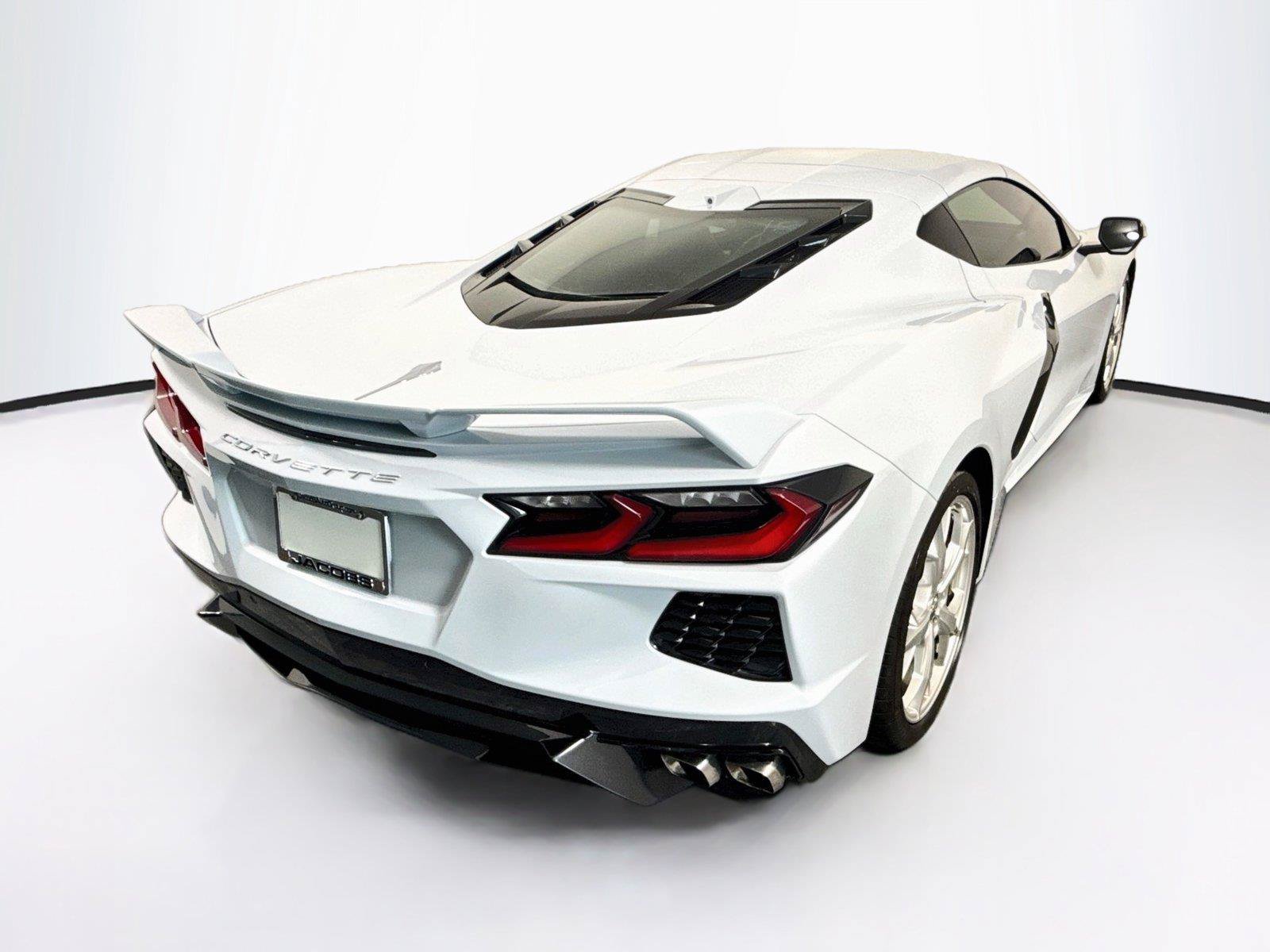 Used 2021 Chevrolet Corvette Stingray Preferred Cpe w/ Z51 Performance Package RWD image 5