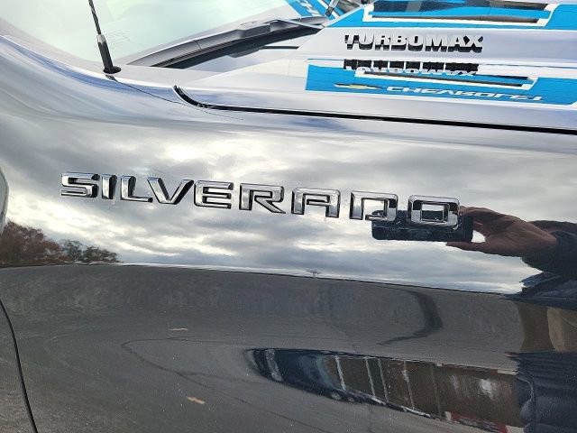 New 2026 Chevrolet Silverado 1500 Custom w/ Turbomax Blackout Package image 4