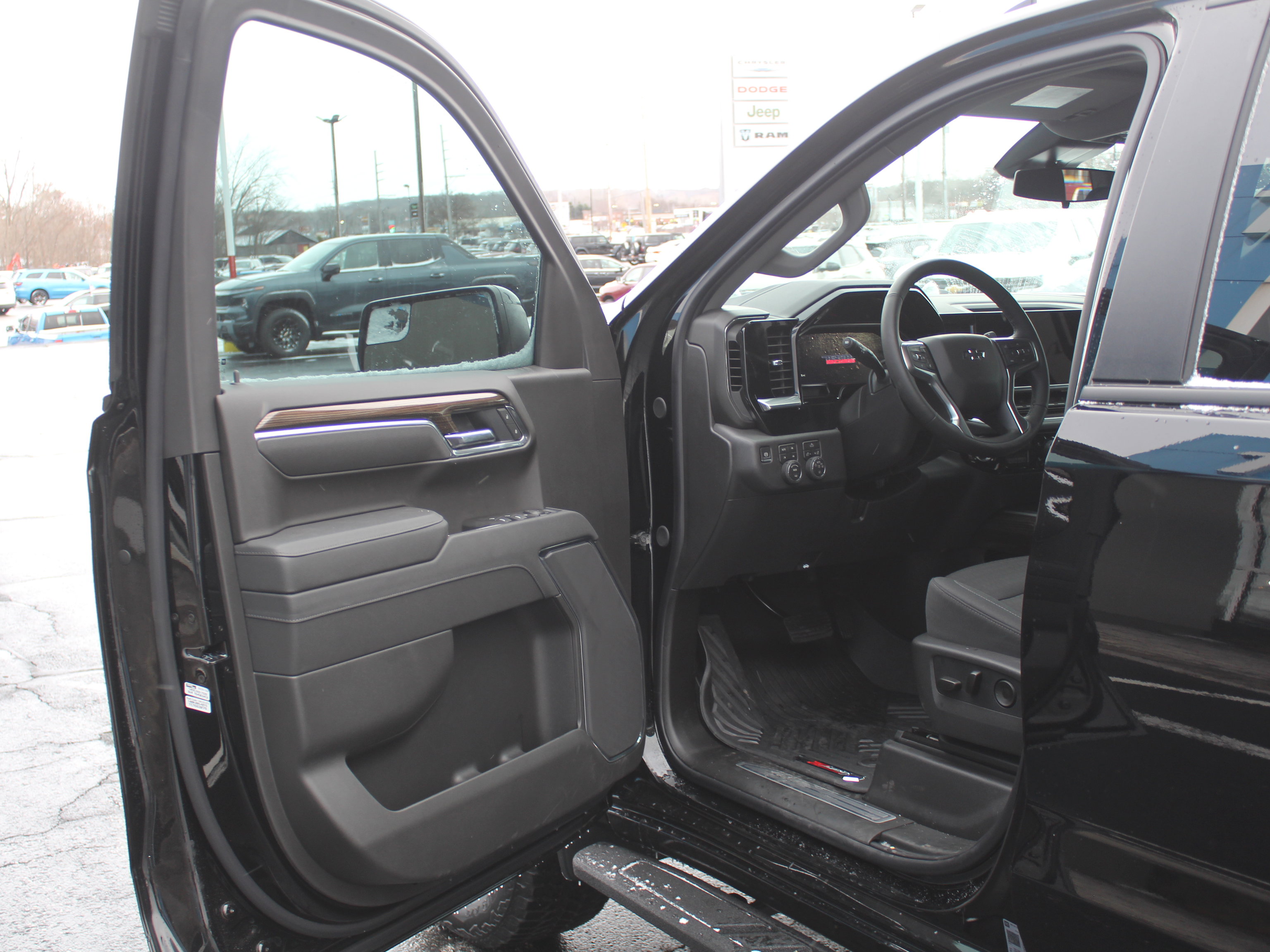 New 2026 Chevrolet Silverado 1500 LT Trail Boss image 8