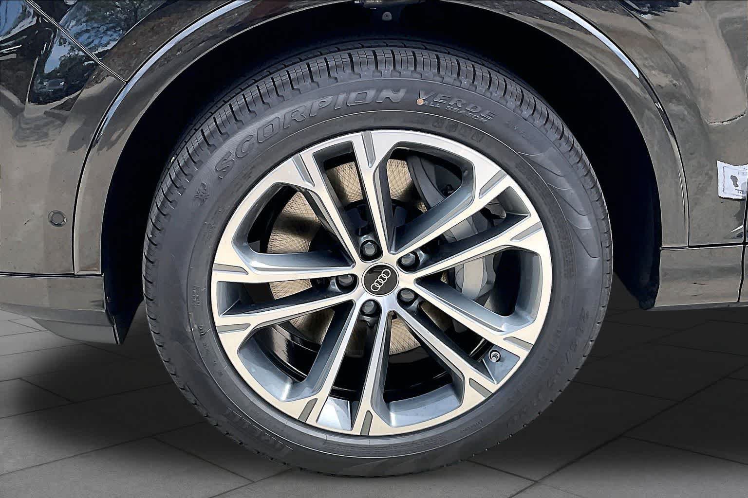 New 2026 Audi Q7 2.0T Premium Plus AWD/4WD image 11