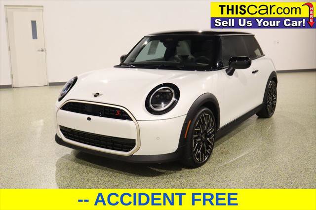 Used 2025 MINI Cooper S image 3