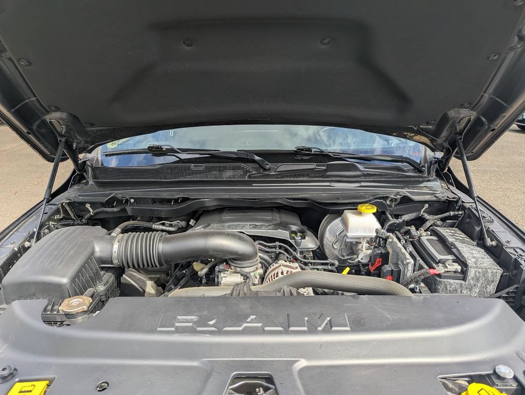 Used 2020 RAM 1500 Big Horn AWD/4WD image 40