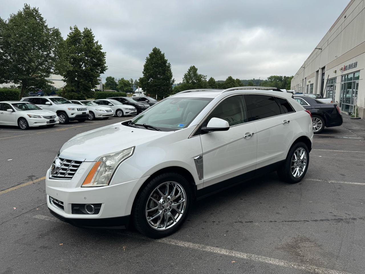 Used 2013 Cadillac SRX Premium AWD/4WD image 29