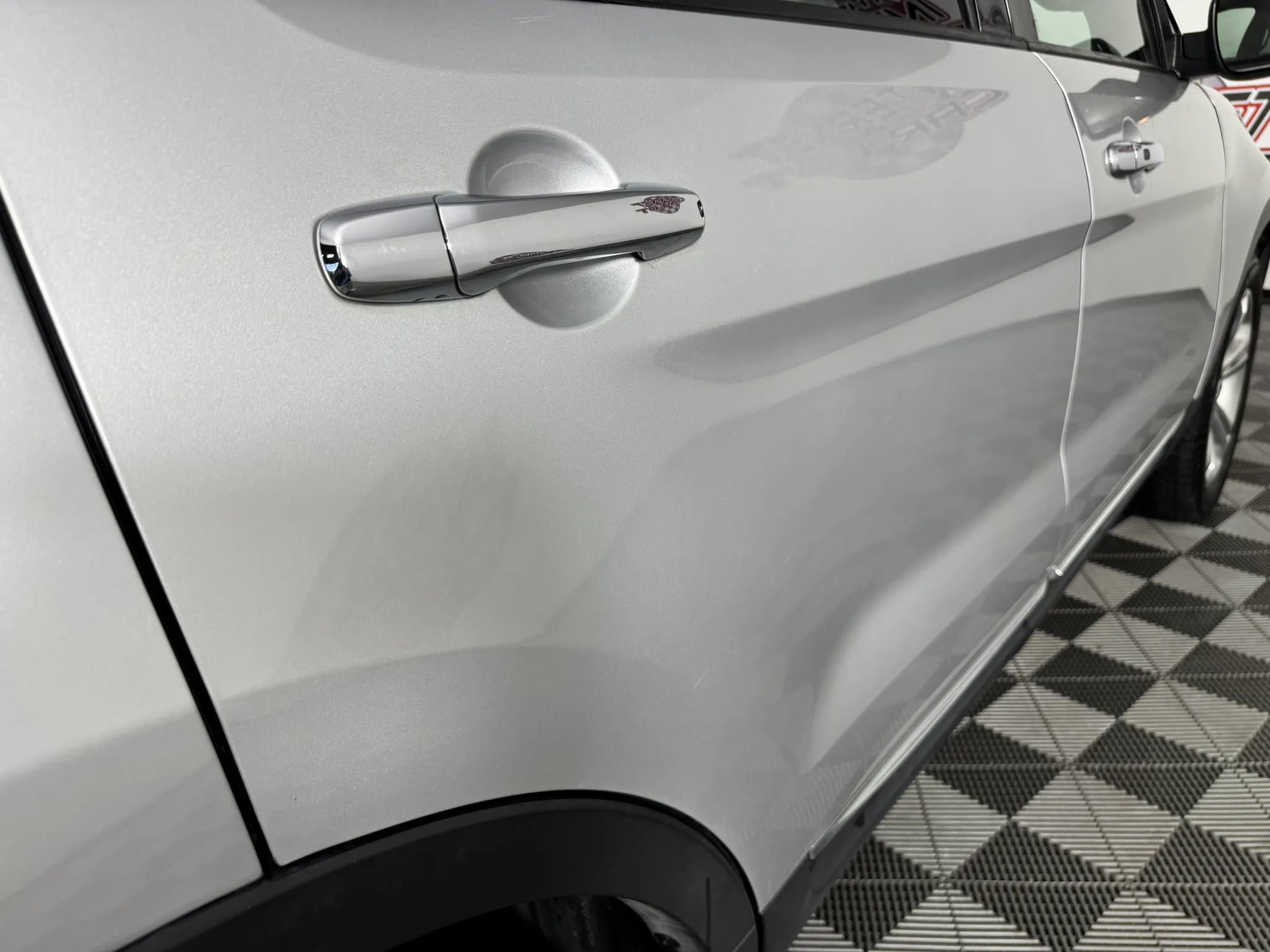 Used 2014 Ford Explorer Limited w/ Equipment Group 302A FWD image 30