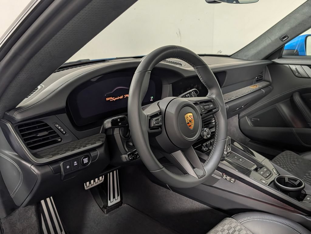 Certified 2026 Porsche 911 GTS RWD image 5