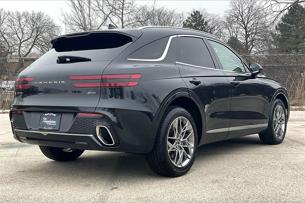 Used 2025 Genesis GV70 2.5T image 13