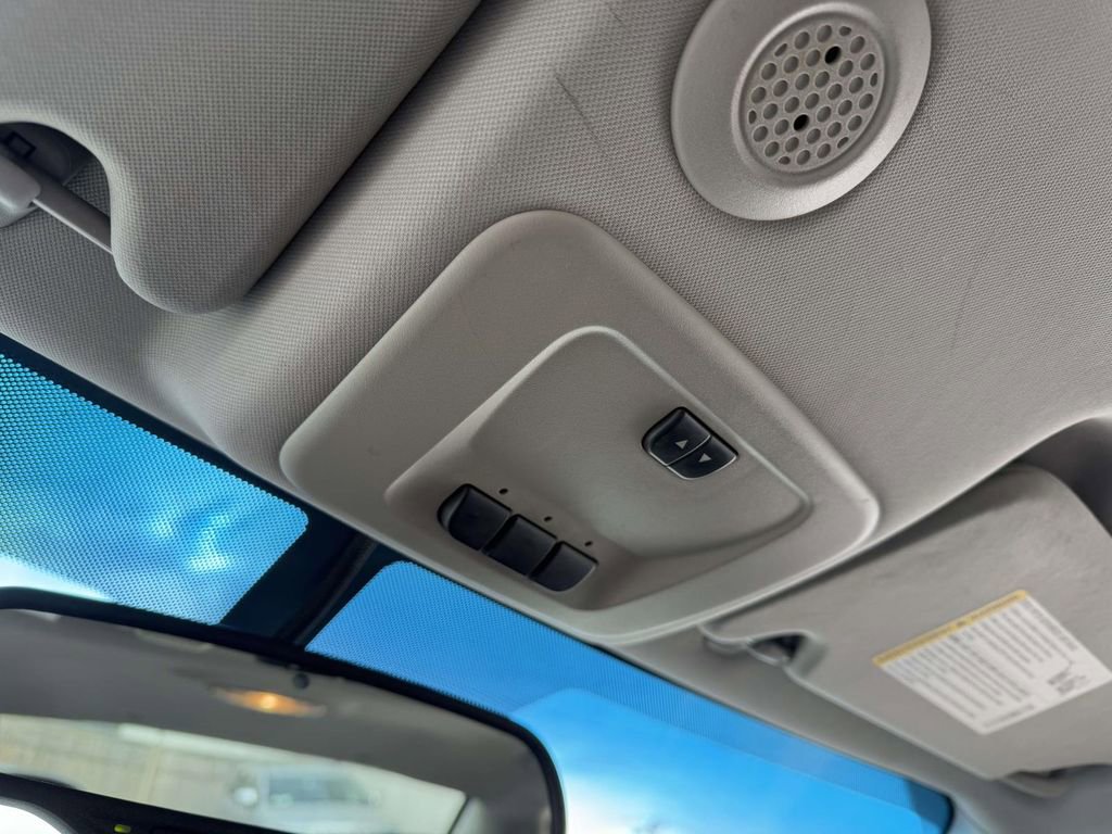 Used 2012 Chevrolet Impala LTZ image 32