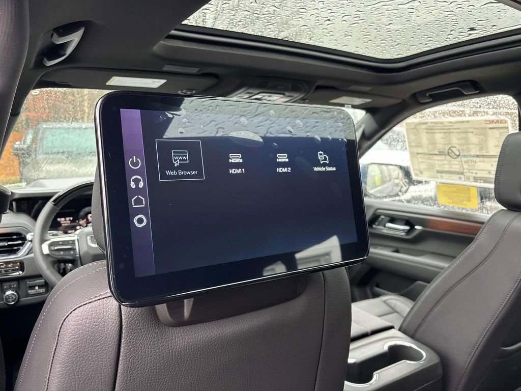 New 2026 GMC Yukon XL Denali w/ Advanced Technology Package image 7