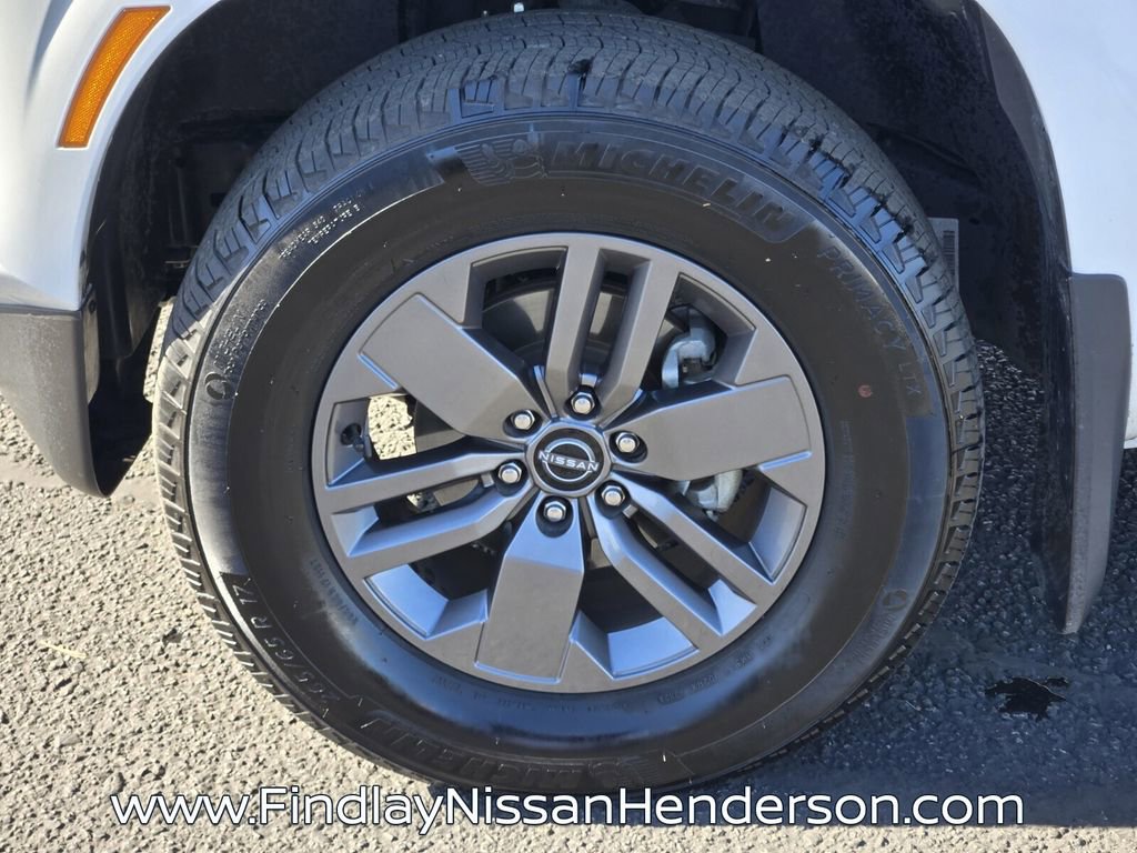 Used 2025 Nissan Frontier SV w/ SV Convenience Package image 9