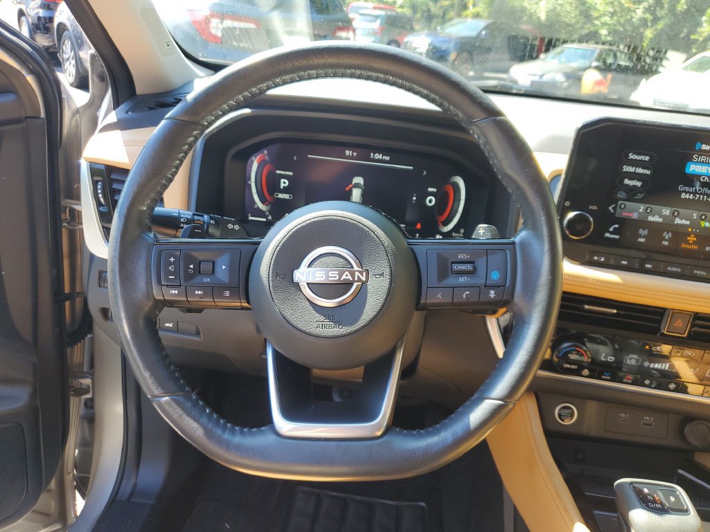 Used 2022 Nissan Rogue Platinum w/ Head-Up Display Package AWD/4WD image 27