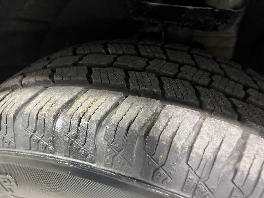 Used 2025 GMC Terrain Elevation image 37