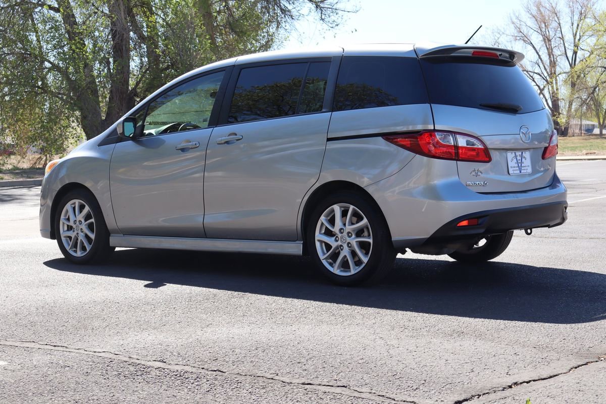 Used 2012 MAZDA MAZDA5 Touring w/ Moonroof & Audio Pkg image 7