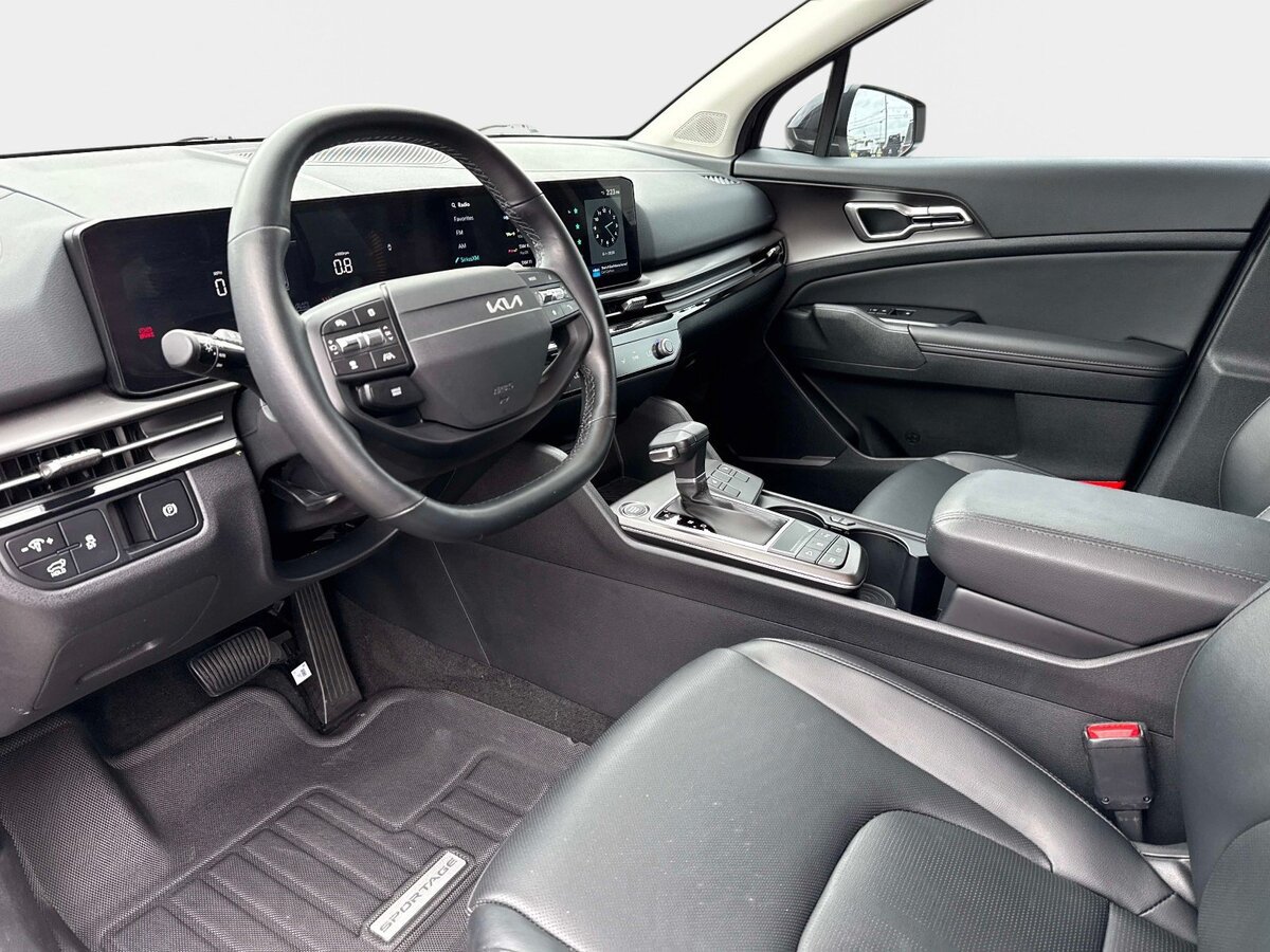 Used 2026 Kia Sportage EX FWD image 33